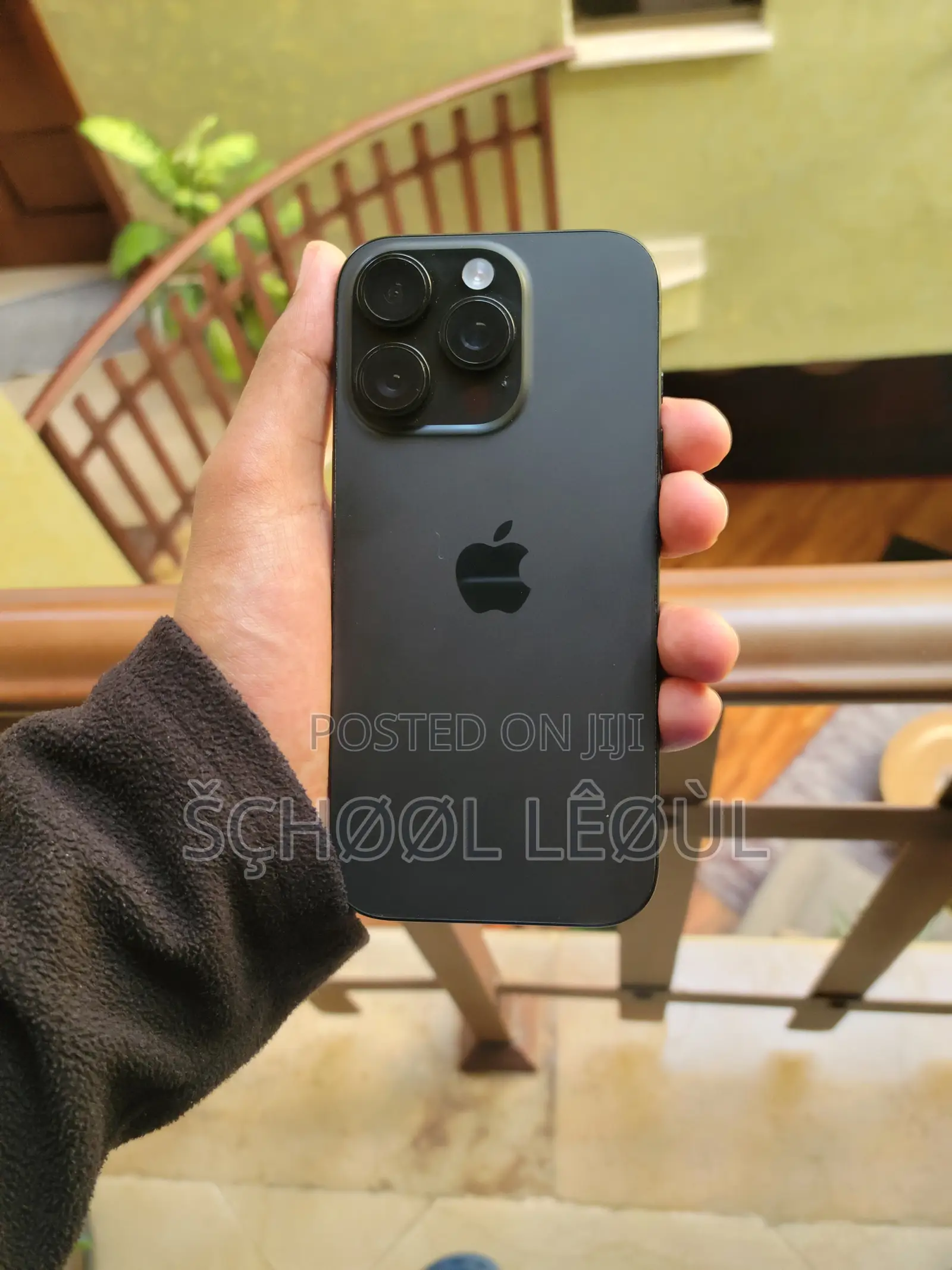 Apple iPhone 16 Pro 128 GB Black