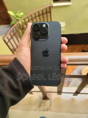 Apple iPhone 16 Pro 128 GB Black