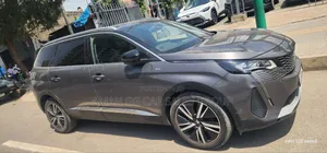 Peugeot 5008 2021 Black