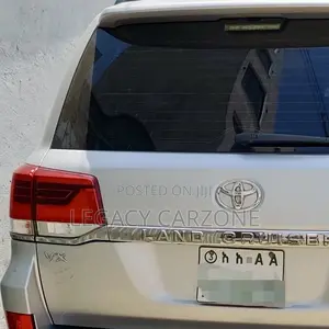 Toyota Land Cruiser 2019 Silver