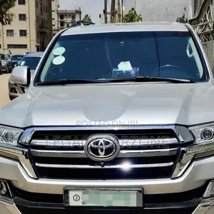 Toyota Land Cruiser 2019 Silver