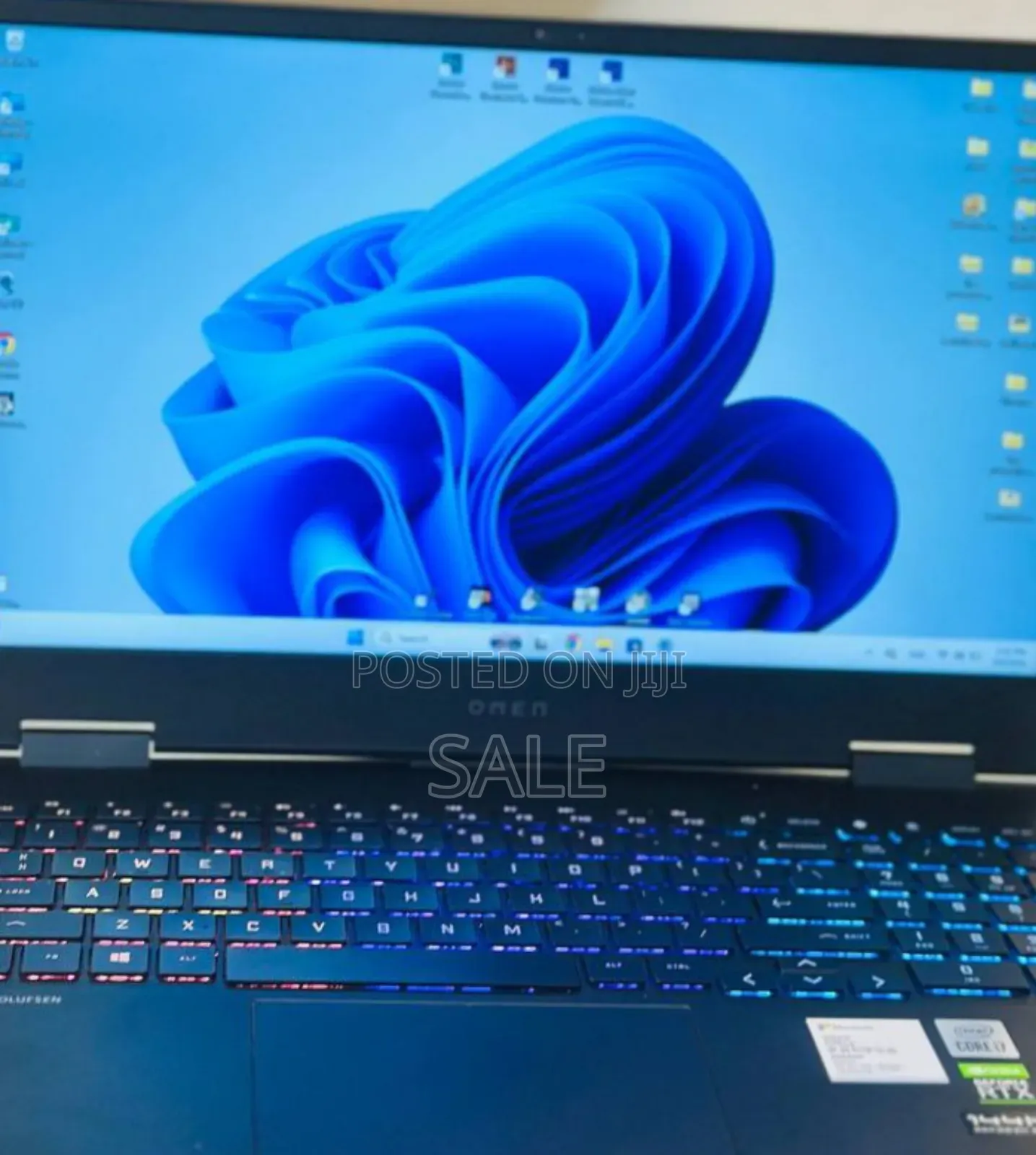 New Laptop HP OmniBook 5 Flip 16GB Intel Core i7 SSD 512GB
