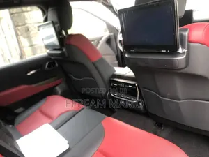 Toyota Land Cruiser 2023