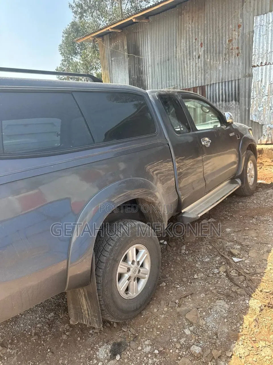 Toyota Hilux 2012 Gray