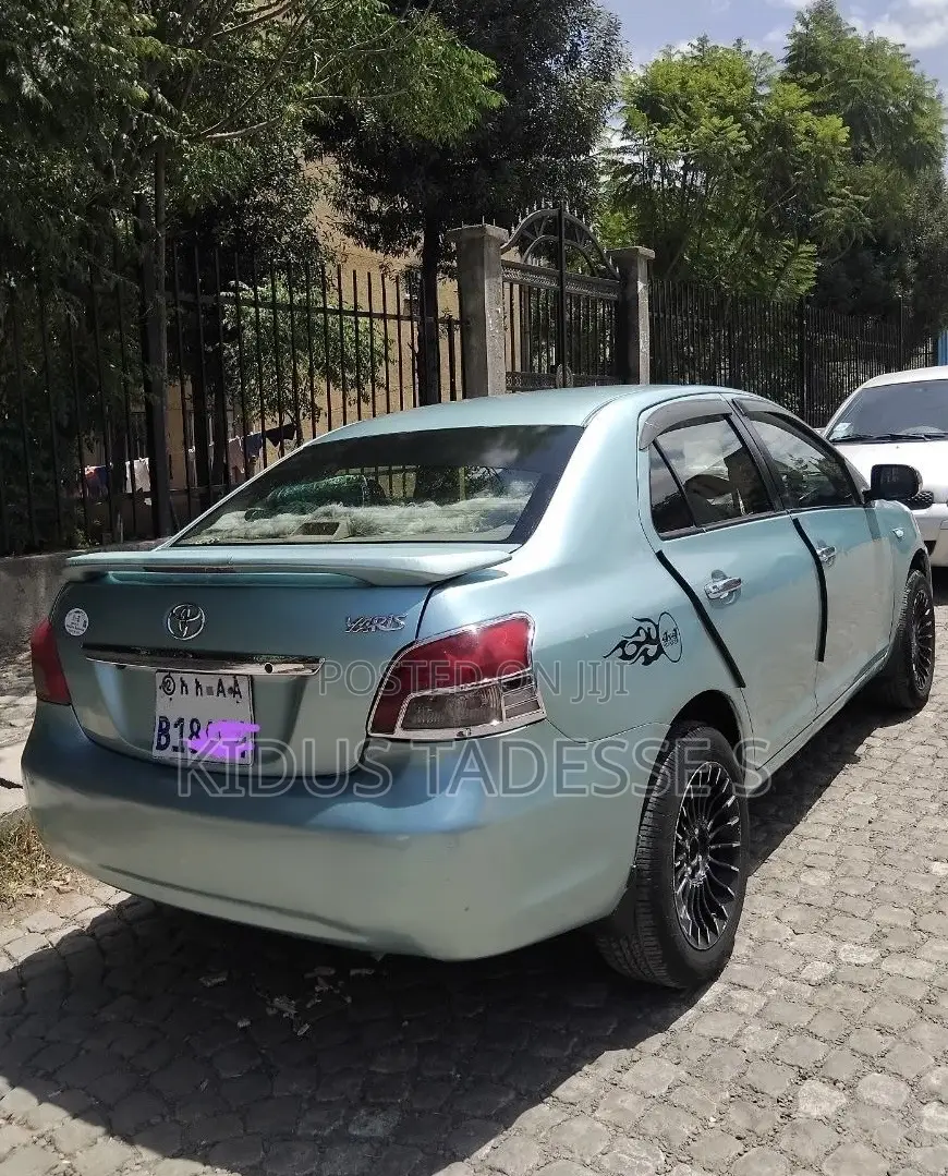 Toyota Yaris 2008 Green