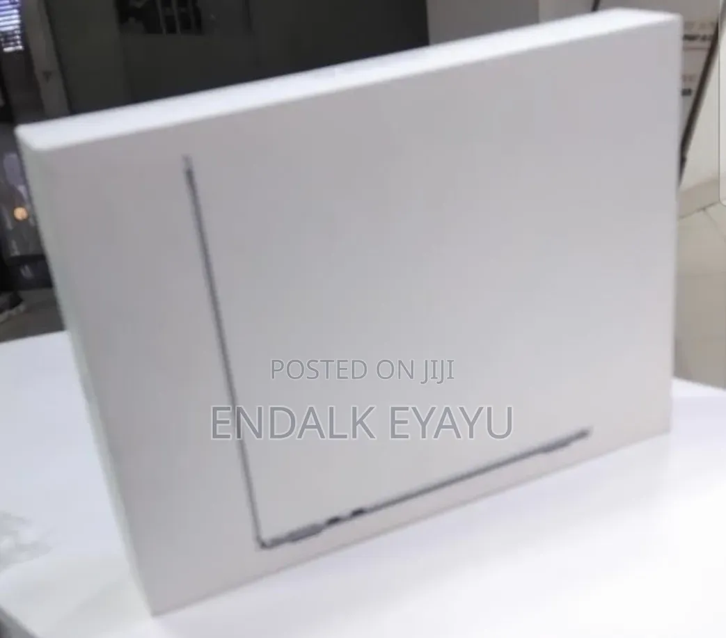 New Laptop Apple MacBook Air 2026 M5 16GB Apple M3 SSD 512GB