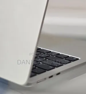 New Laptop Apple MacBook Air 2025 M4 16GB Apple M4 SSD 256GB