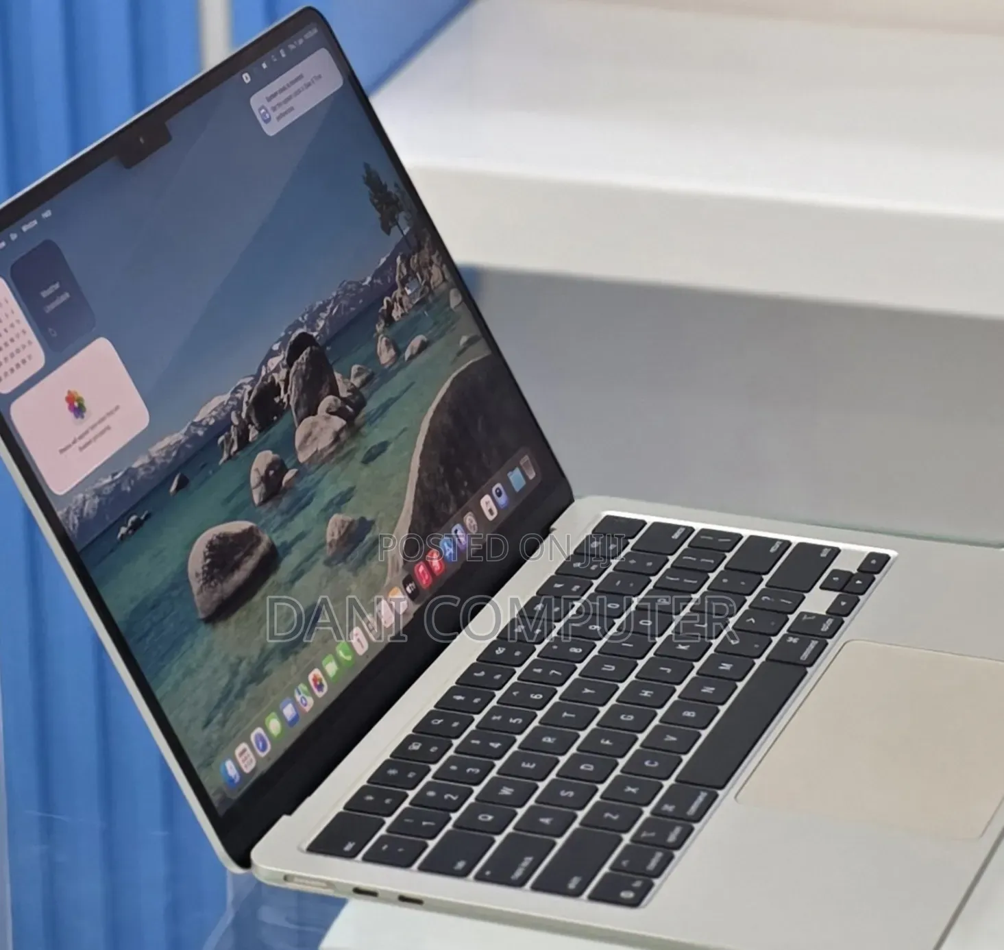 New Laptop Apple MacBook Air 2025 M4 16GB Apple M4 SSD 256GB