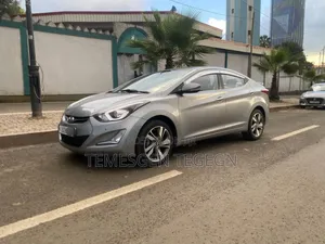 Hyundai Avante 2015 Silver