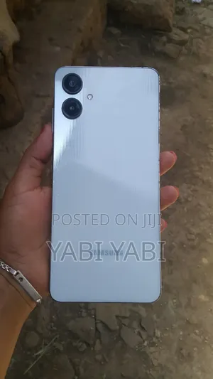 Samsung Galaxy A06 64 GB Silver