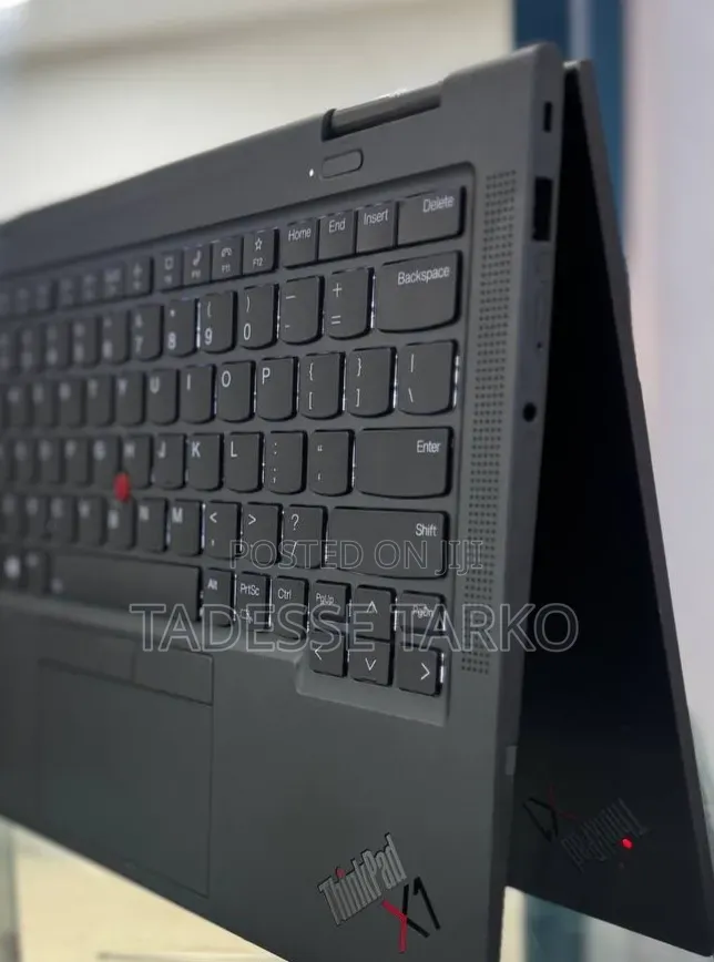 New Laptop Lenovo ThinkPad X1 Yoga 16GB Intel Core i7 SSD 512GB