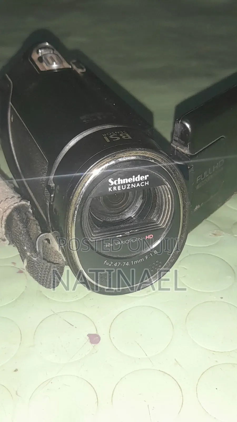 Samsung HMX-H300 ካሜራ
