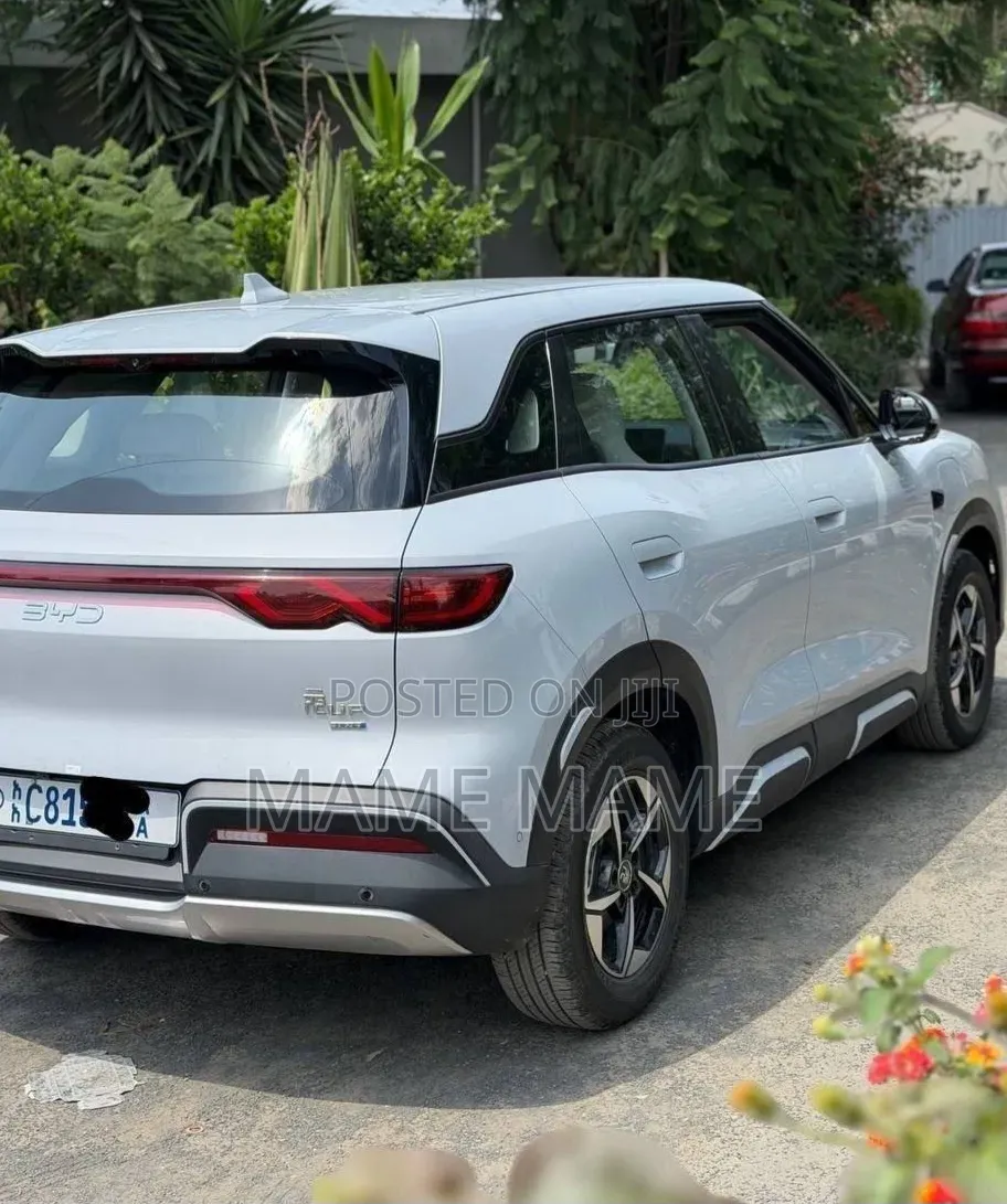 New BYD Yuan Up 2024 Silver