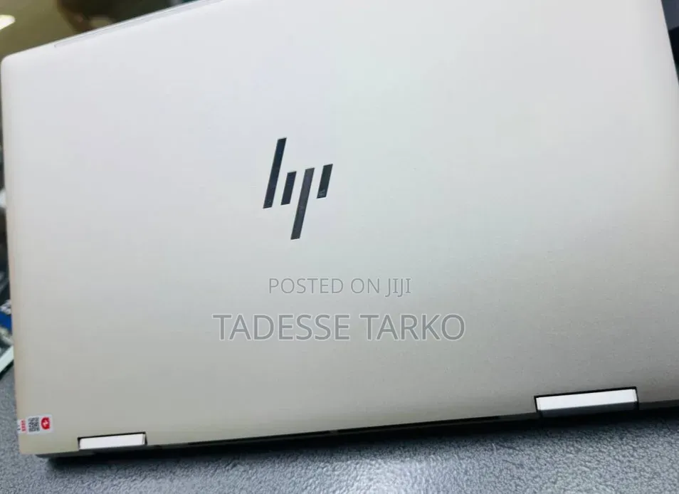 New Laptop HP Envy X360 8GB Intel Core i5 SSD 512GB