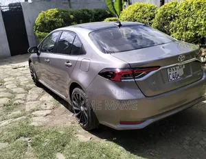 Toyota Corolla 2022 Gray