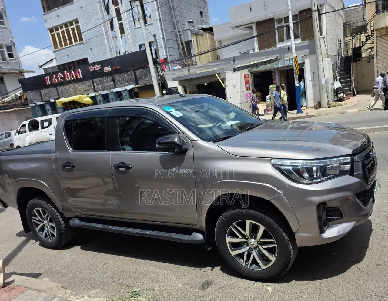 Toyota Hilux 2021 Blue