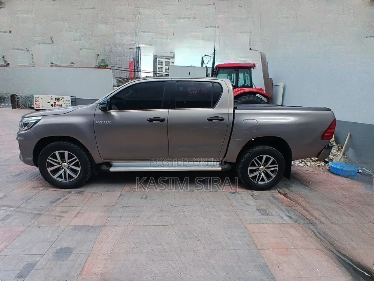 Toyota Hilux 2021 Blue