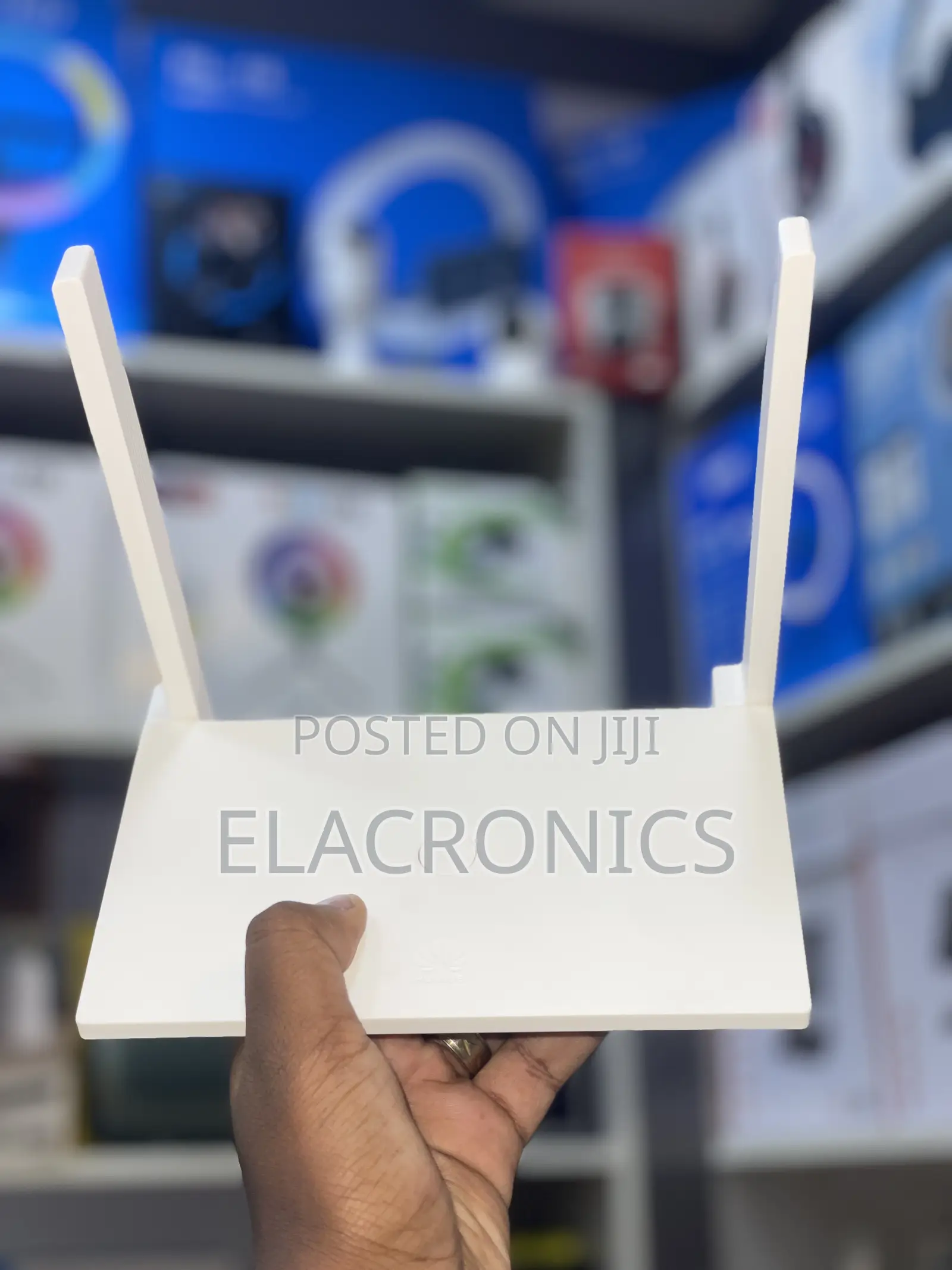 Huawei Wifi Extender Router (300mbps Dual 5dbi) | ዋይፋይ ማራዘሚያ