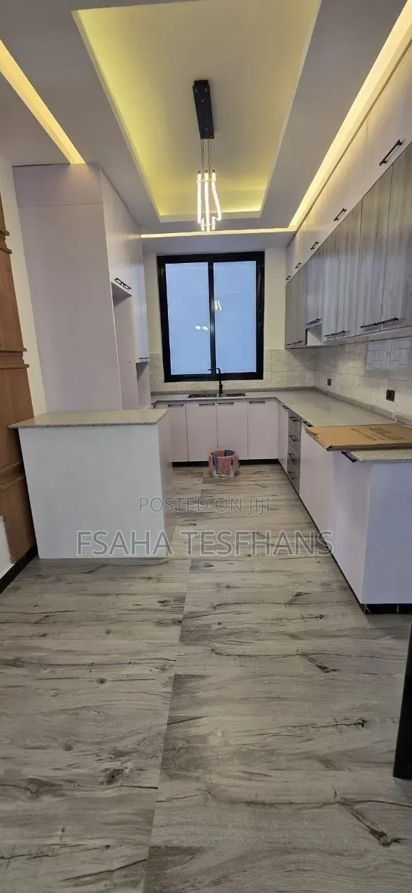 6bdrm House in G+2, Bole for rent
