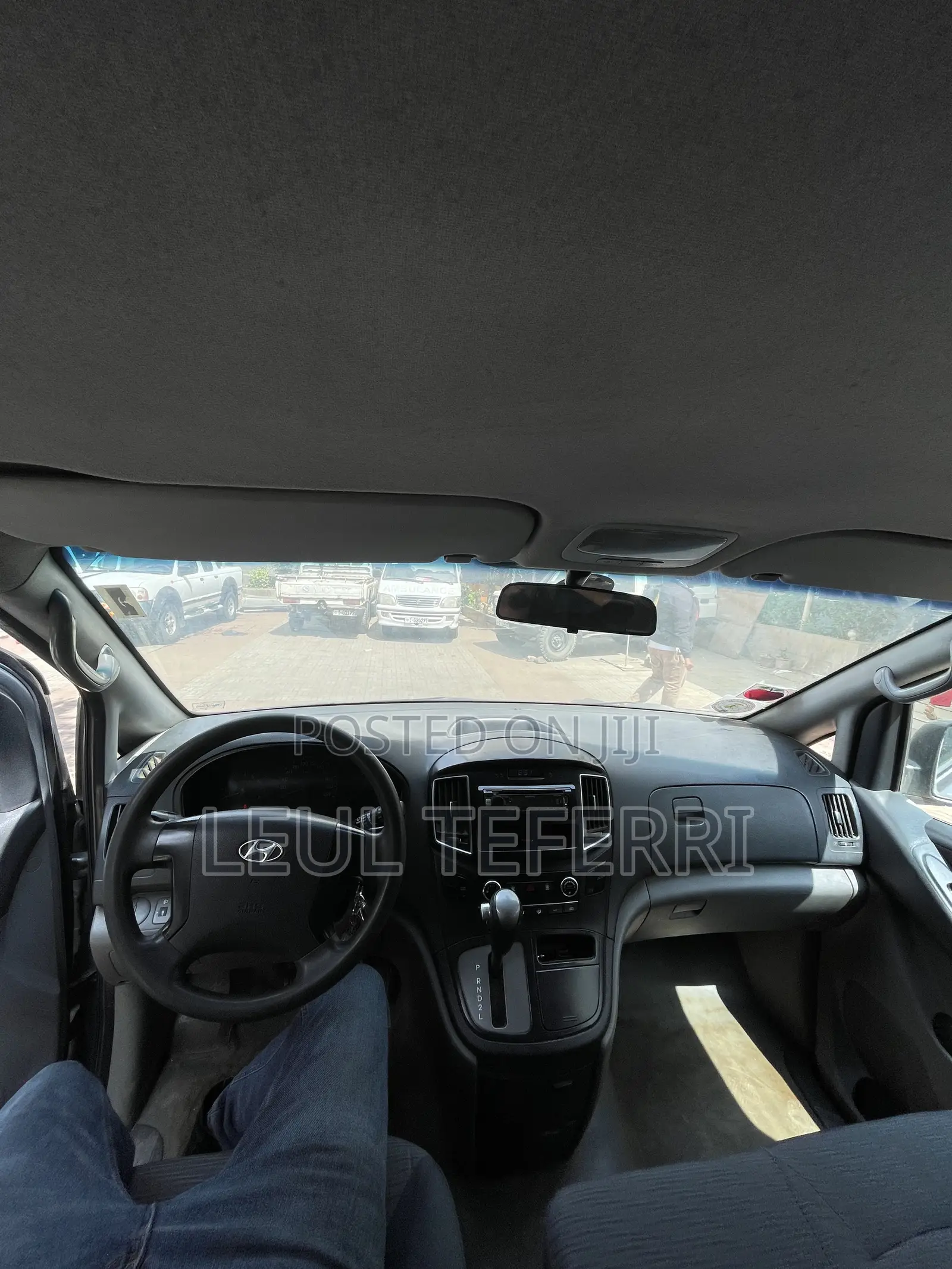 Hyundai H1 2015 Gray