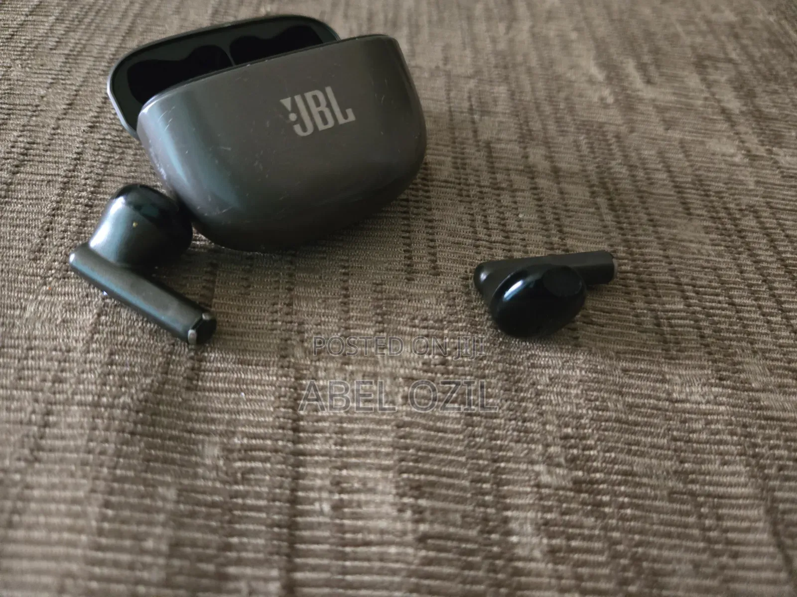 JBL Headphone
