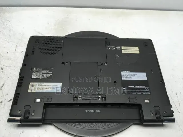 Laptop Toshiba Tecra R950 4GB Intel Core i5 SSHD (Hybrid) 500GB