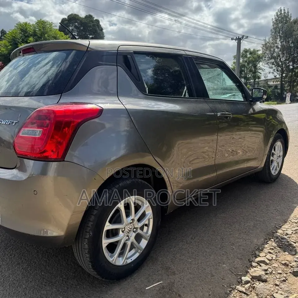 Suzuki Swift 2020 Beige