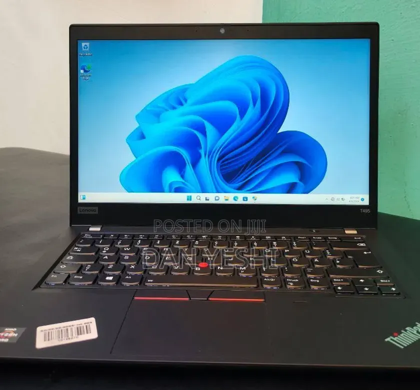 New Laptop Lenovo ThinkPad t495s 16GB AMD Ryzen 5 SSD 512GB