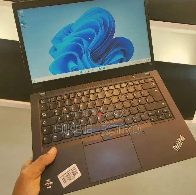 New Laptop Lenovo ThinkPad t495s 16GB AMD Ryzen 5 SSD 512GB
