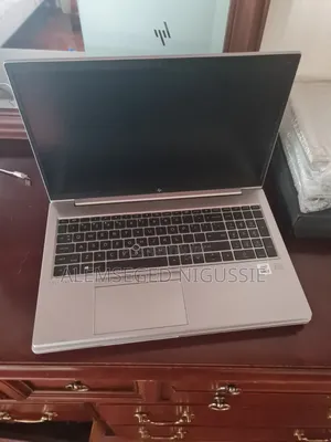 Laptop HP EliteBook 840 G7 16GB Intel Core i7 SSD 512GB