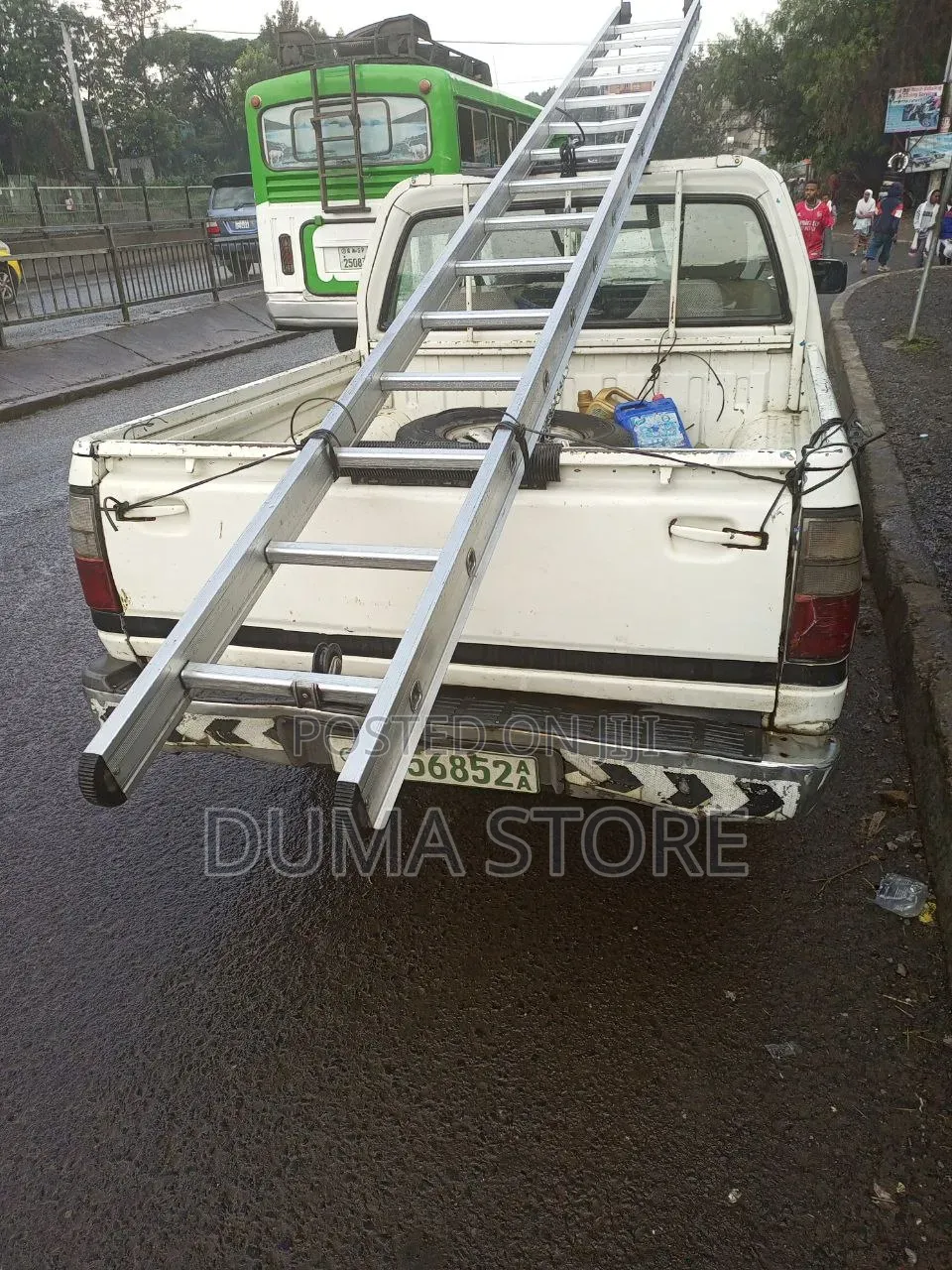 Isuzu KB 2003 White