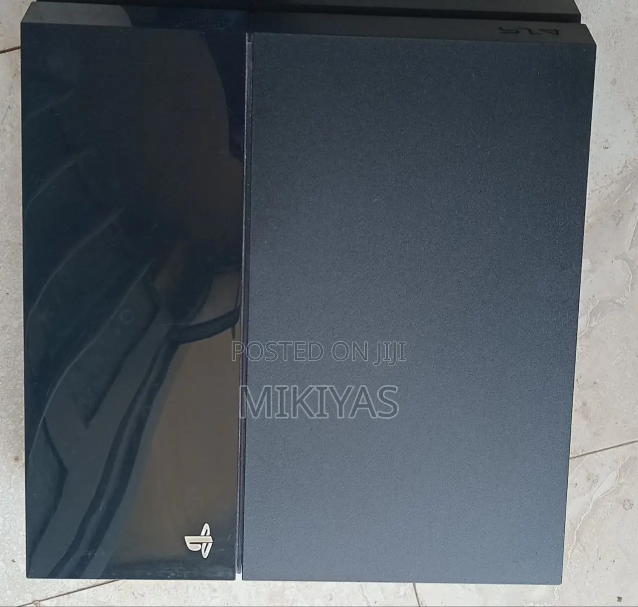 Ps 4 Fat Jailbreak With 2 Original Joysticks