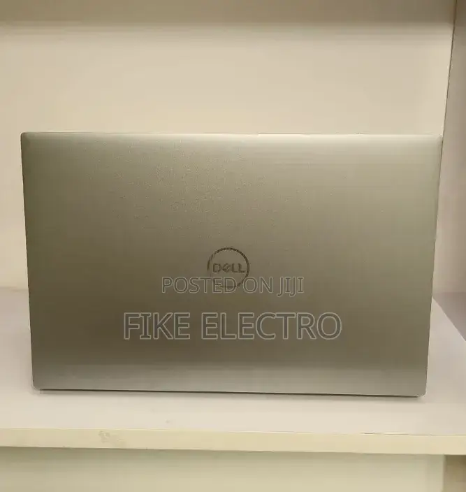 New Laptop Dell Precision 5570 16GB Intel Core i7 SSD 512GB
