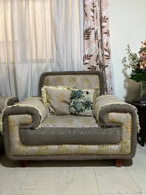 Sofa Good Condition