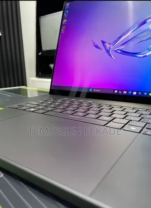 New Laptop Asus ROG Zephyrus G16 32GB Intel Core Ultra 9 SSD 1T