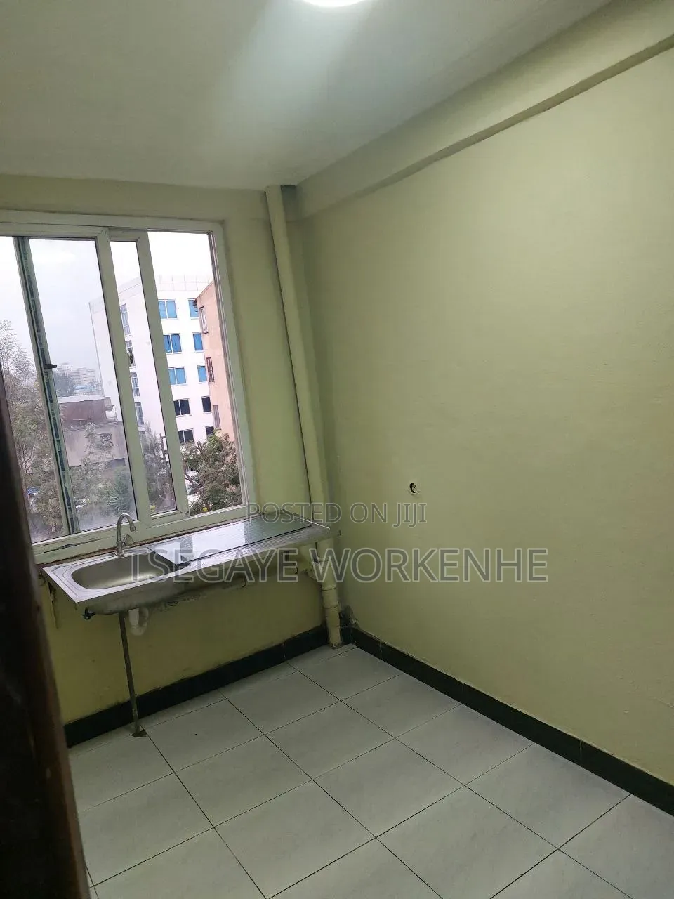 Furnished 1bdrm Condo in Lideta for sale
