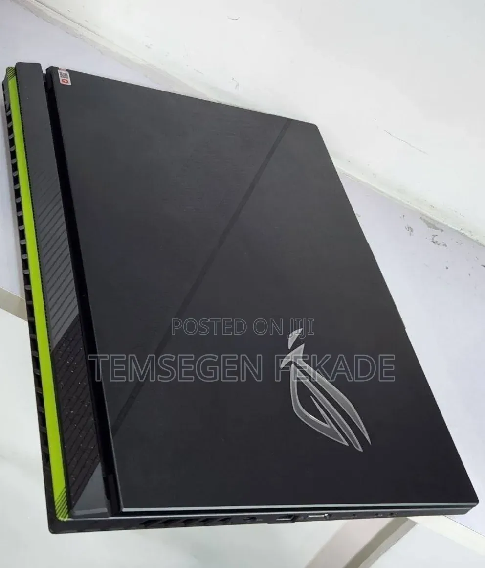 New Laptop Asus ROG Strix G16 G614 16GB Intel Core i9 SSD 1T