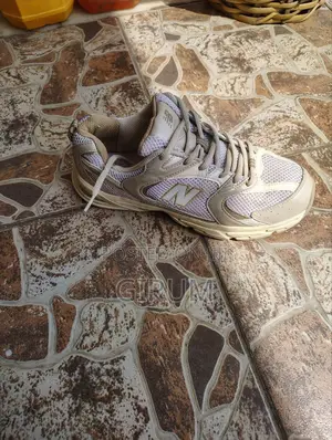 New Balance 530
