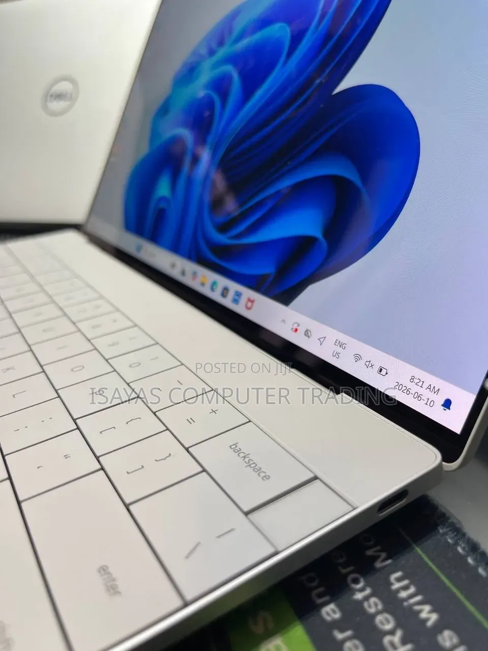 New Laptop Dell XPS 13 16GB SSD 512GB