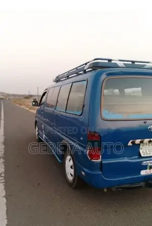 Toyota HiAce 2001