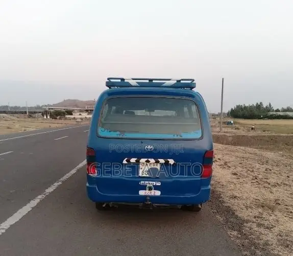 Toyota HiAce 2001