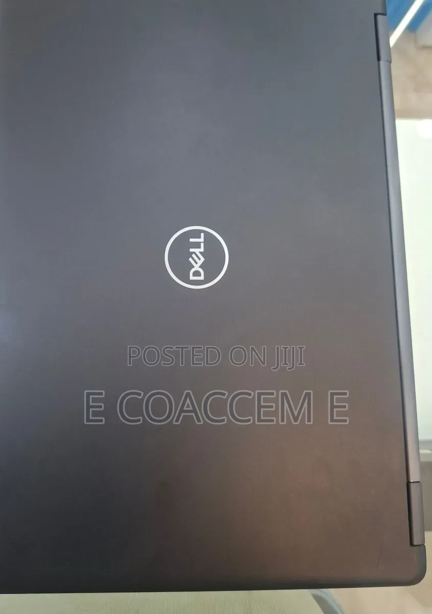 New Laptop Dell 8GB Intel Core i5 SSD 256GB