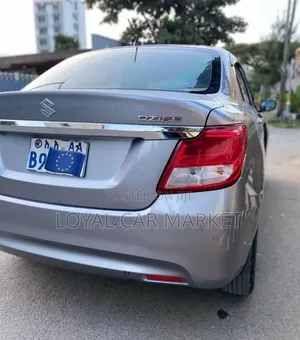 Suzuki Dzire 2021 Silver