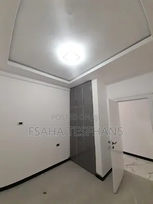 4bdrm Villa in Villa, Bole for rent