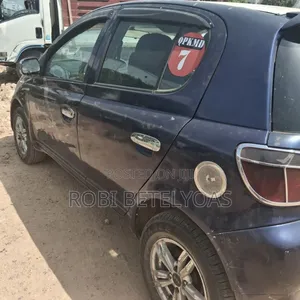 Toyota Yaris 2001 Blue