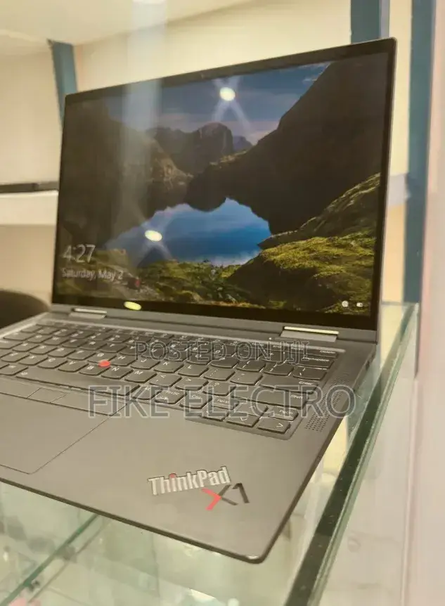 New Laptop Lenovo ThinkPad X1 Yoga 16GB Intel Core i7 SSD 512GB