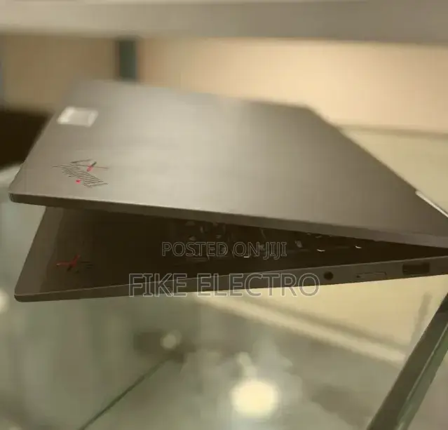 New Laptop Lenovo ThinkPad X1 Yoga 16GB Intel Core i7 SSD 512GB
