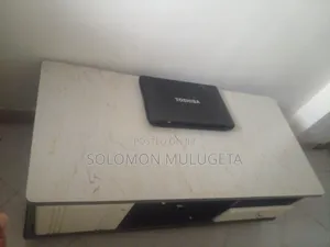 የሶፋ ጠረጴዛ Table