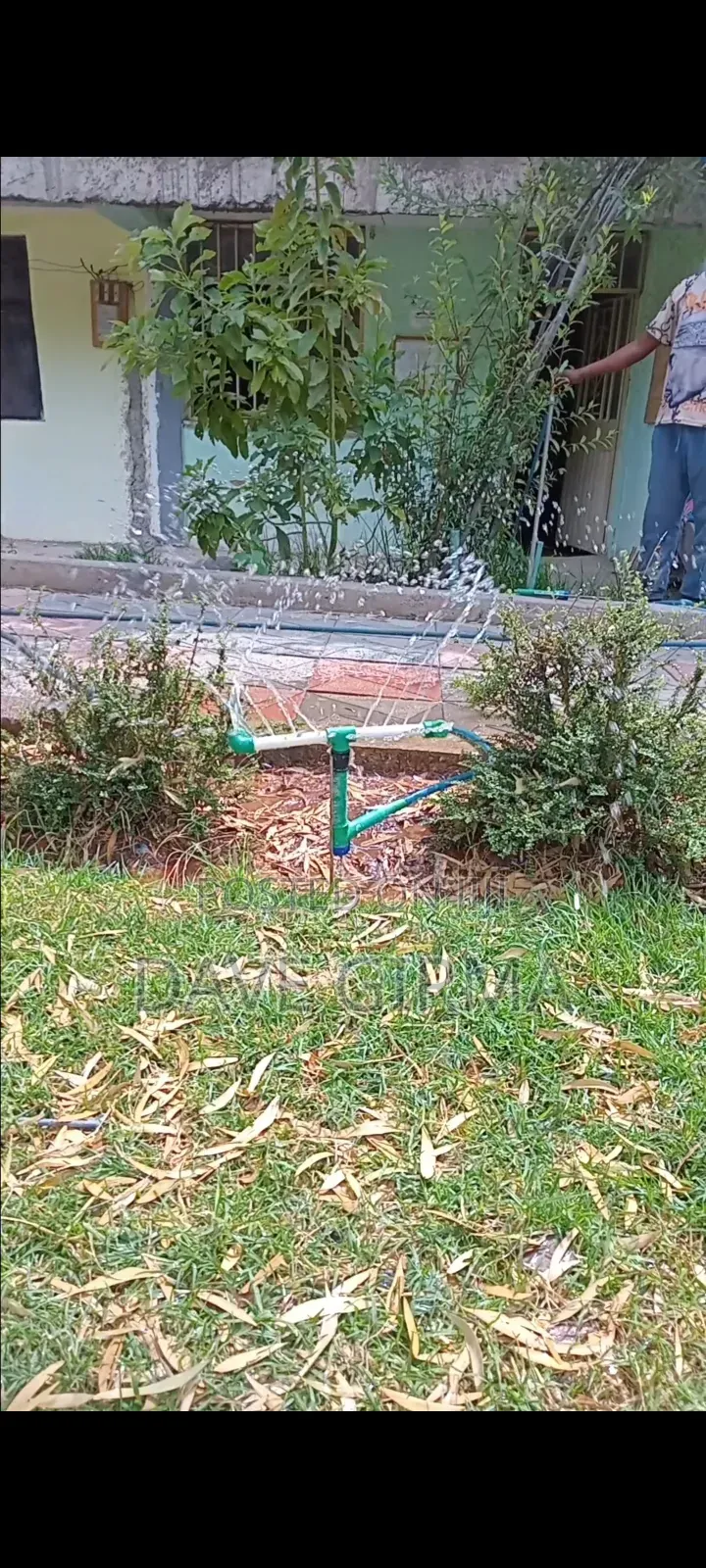 Rotating Garden Water Sparay