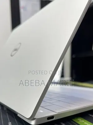 New Laptop Dell XPS 13 32GB Intel Core i7 SSD 1T